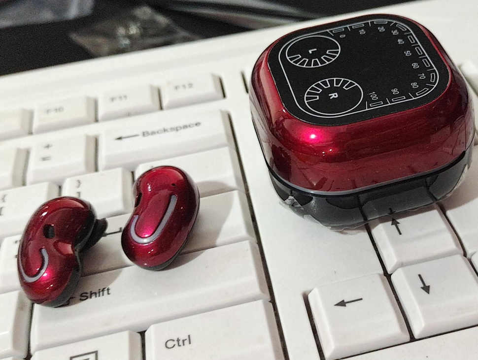 Nouveaux écouteurs Bluetooth TWS5.0 S6 SE avec affichage numérique de l'heure et fonction Breathing Light