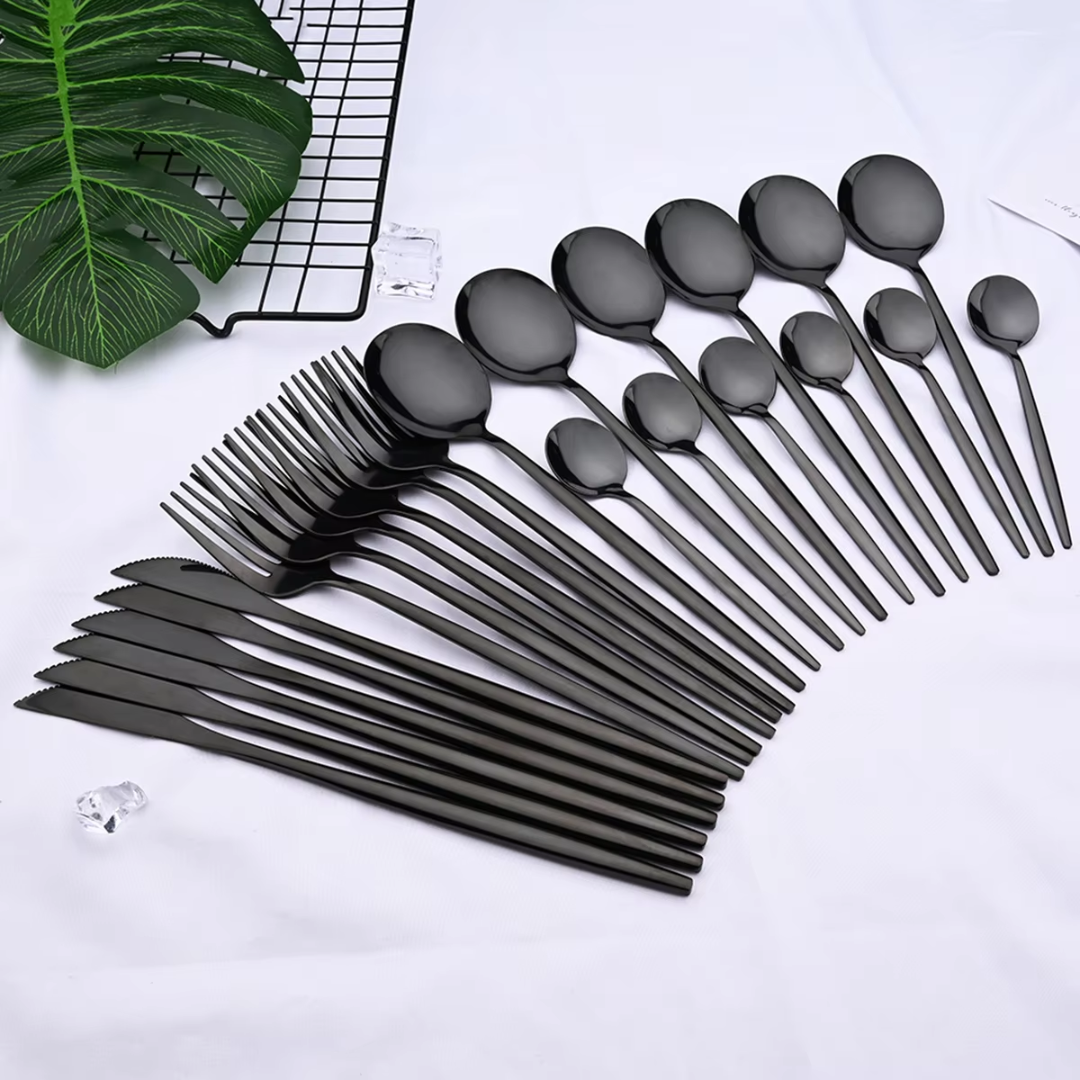 Service de couverts 24 pièces en acier inoxydable noir pour 4 personnes avec couteaux à steak