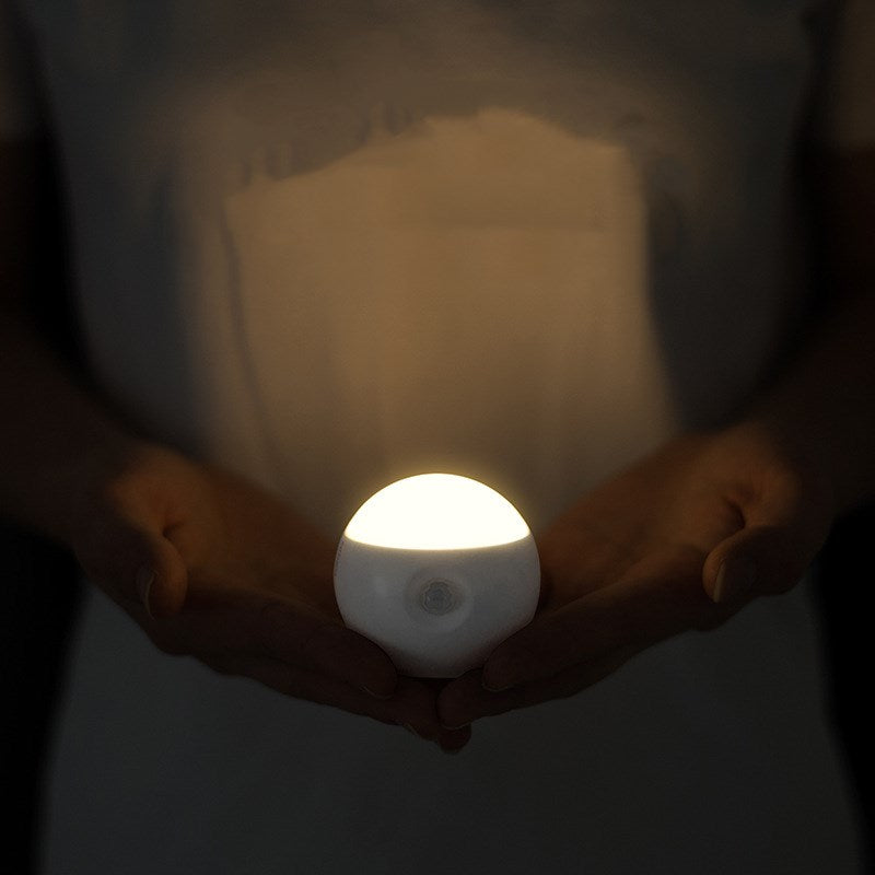 Lámpara de Mesa de Noche con Inducción Inteligente del Cuerpo Humano