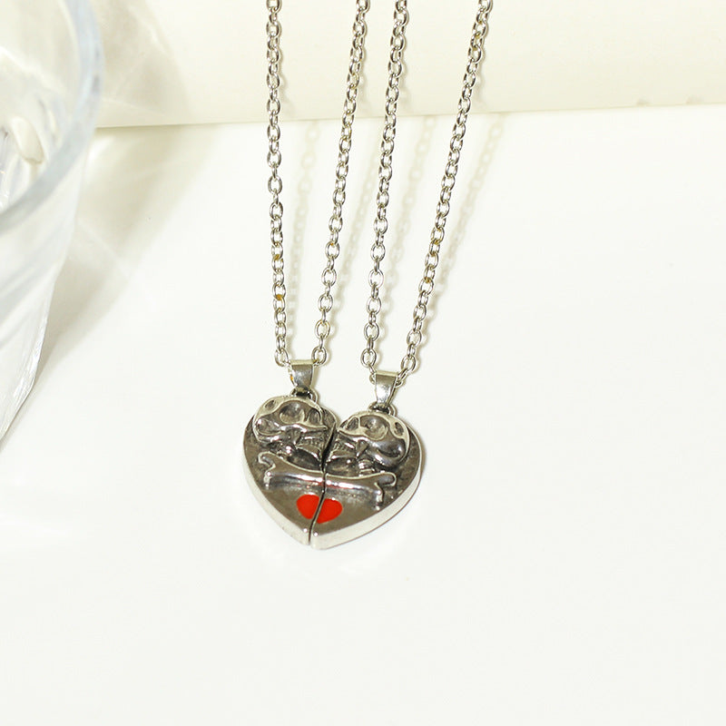 Pendentif Crâne Rétro Punk Collier d'Halloween Crâne d'Amour Magnétique en Forme de Cœur Collier de Couple