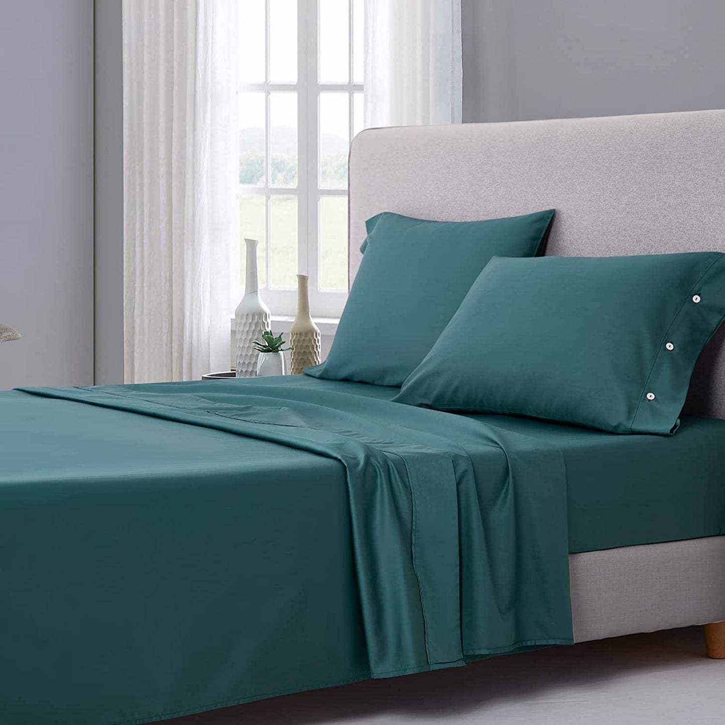 Birds Of Afrodita Flat & Fitted Bed Sheets (Singles)