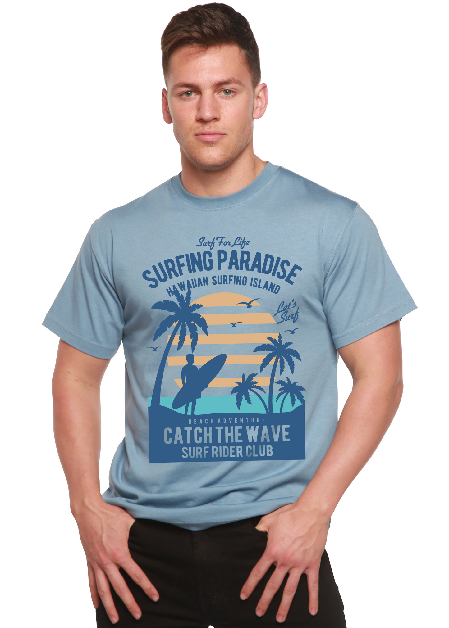 T-shirt graphique à manches courtes en viscose de bambou et coton biologique Spun Bamboo® "Surfing Paradis" pour homme