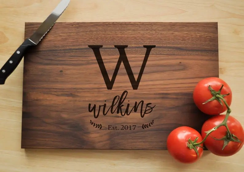 Cree una tabla de cortar de madera personalizada