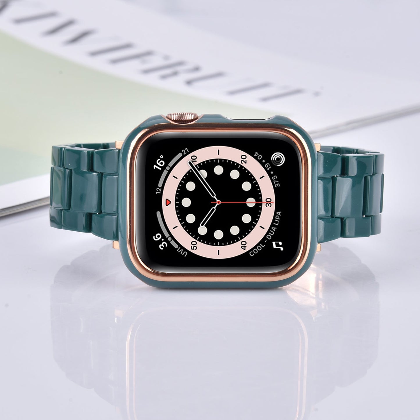 Bracelet en résine avec étui pare-chocs pour Apple Watch 40mm et 44mm