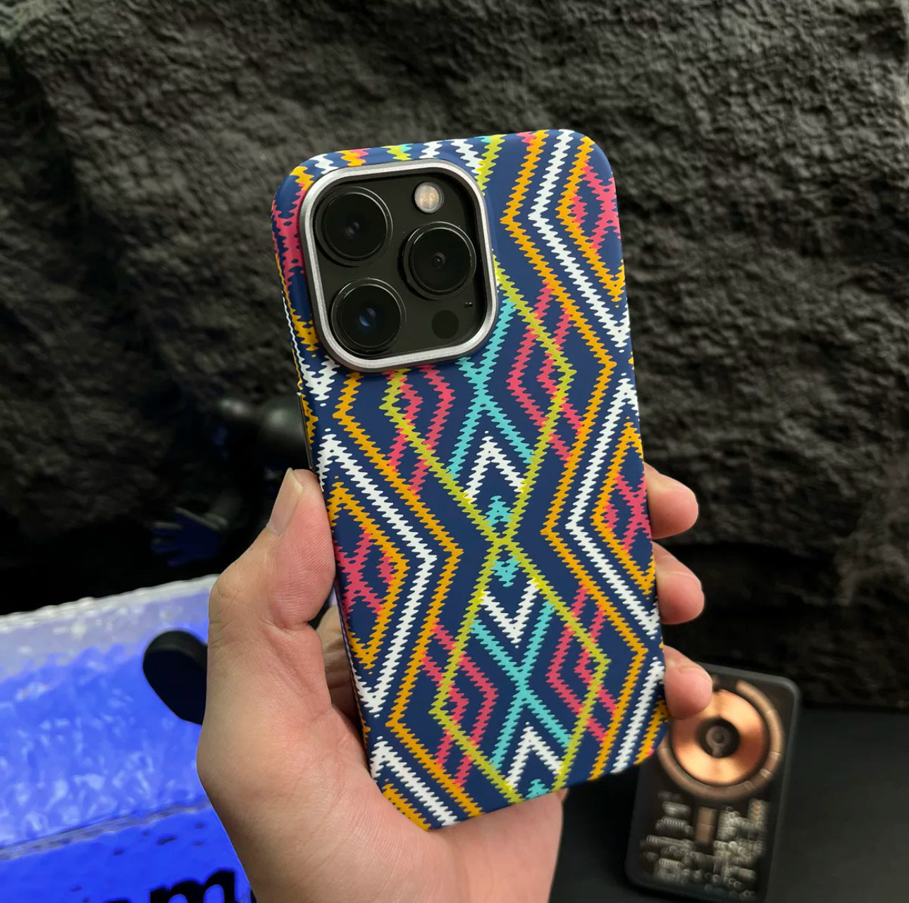 Kevlar Pattern Luminous Magnetic 16 Carbon Fiber Pattern Protective Cover