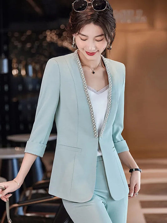Veste de costume fine pour femme grande taille