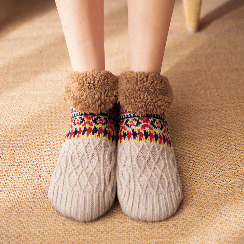 Chaussettes d'intérieur antidérapantes chaudes pour hommes et femmes, idéales pour l'automne et l'hiver