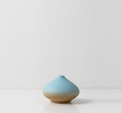 Creative ceramic vase