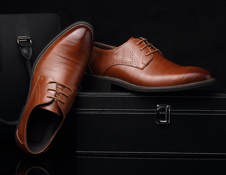 Chaussures pour hommes en cuir chaussures de ville habillées d'affaires grandes tailles chaussures décontractées pour hommes