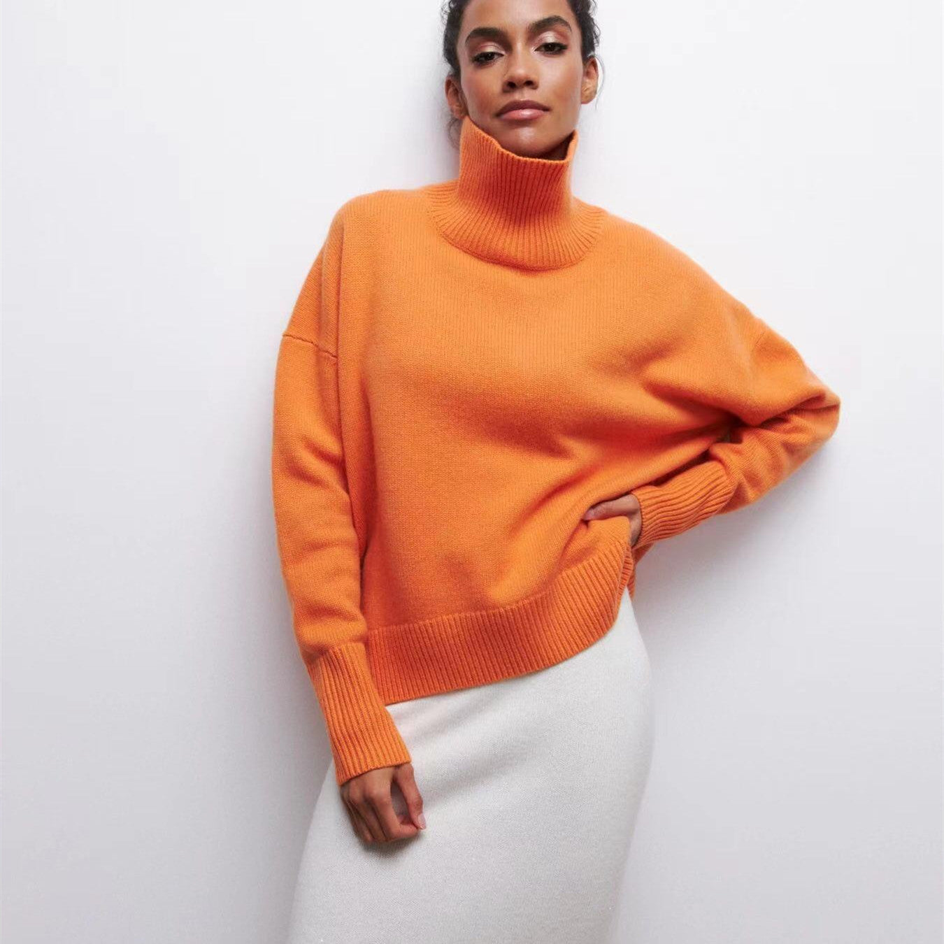 Pull en maille oversize rose vif à col roulé | Pull de fête fuchsia à col montant pour femme