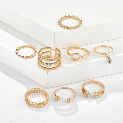 Diamond set of 8 rings