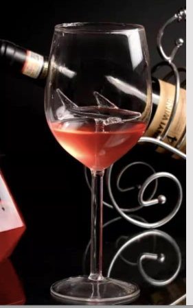 Verres à vin rouge avec requin à l'intérieur Verres à pied en verre transparent sans plomb pour la maison, le bar, les fêtes HFing