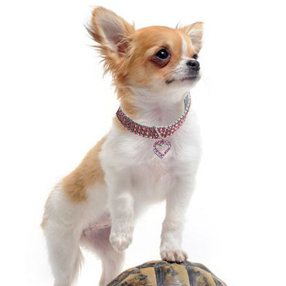 Collar de mascota con forma de corazón