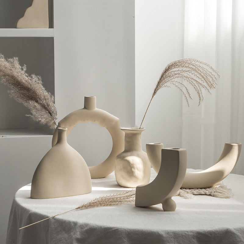 Vase en céramique simple pour fleurs séchées, décoration d'intérieur, ornement de salon, vases d'art.