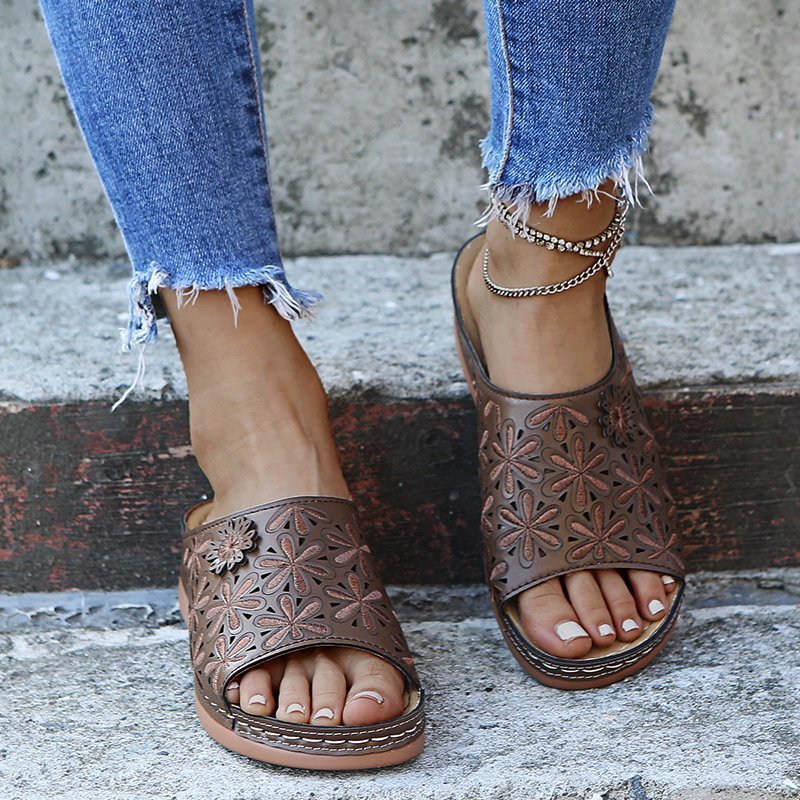 Chaussons Rétro Femme Chaussures Florales Creuses Sandales d'Été d'Extérieur