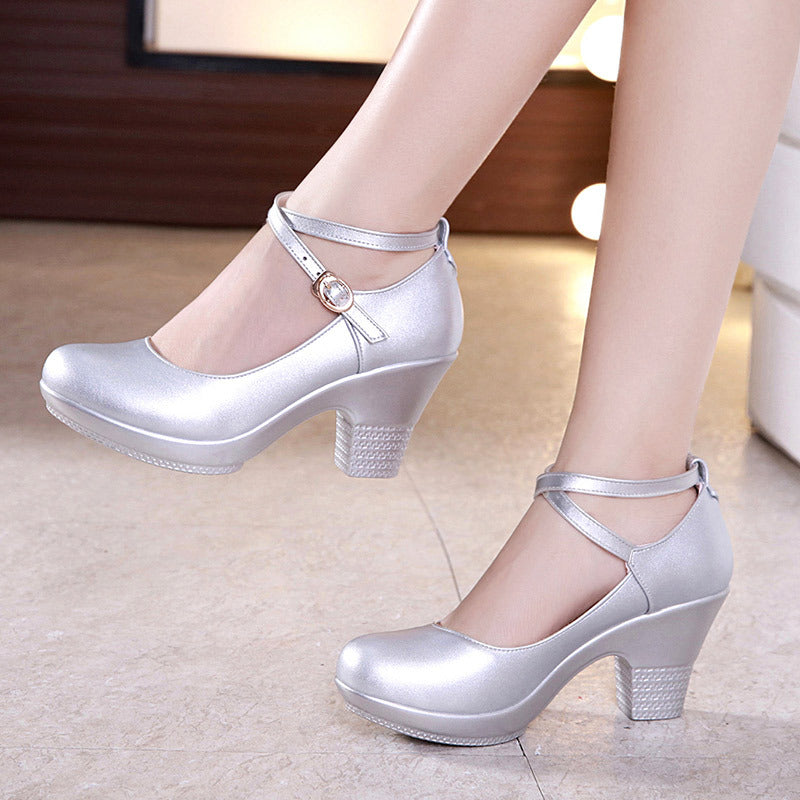Chaussures de danse d'extérieur à talon épais, chaussures de danse à talon haut, chaussures de danse carrée à talon moyen, chaussures de défilé Cheongsam pour femmes