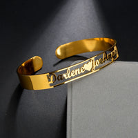 Bracelet en acier inoxydable doré avec alphabet, bracelet fin tendance "Love"