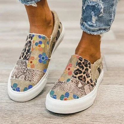 Women's Large Size Shoes Snake Decor