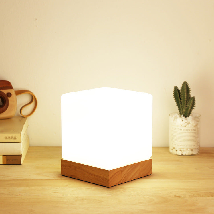 Lampe de Table Créative Chambre Simple Lampe de Table Nordique Télécommande Gradation Verre Bois Lumière de Nuit Chaude pour Chevet de Mariage
