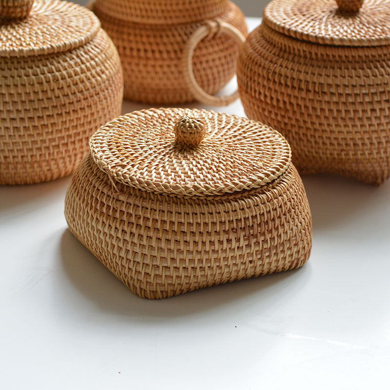 Autumn Rattan Woven Round Coffee Table Sundries Remote Control