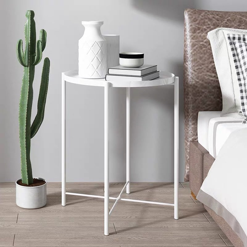 Table basse ronde petite maison simple créative