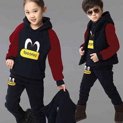 Traje de suéter para niños