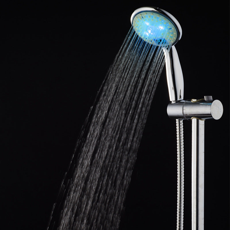 Pommeau de douche à affichage numérique à contrôle de température à trois couleurs pour nouveau produit haut de gamme