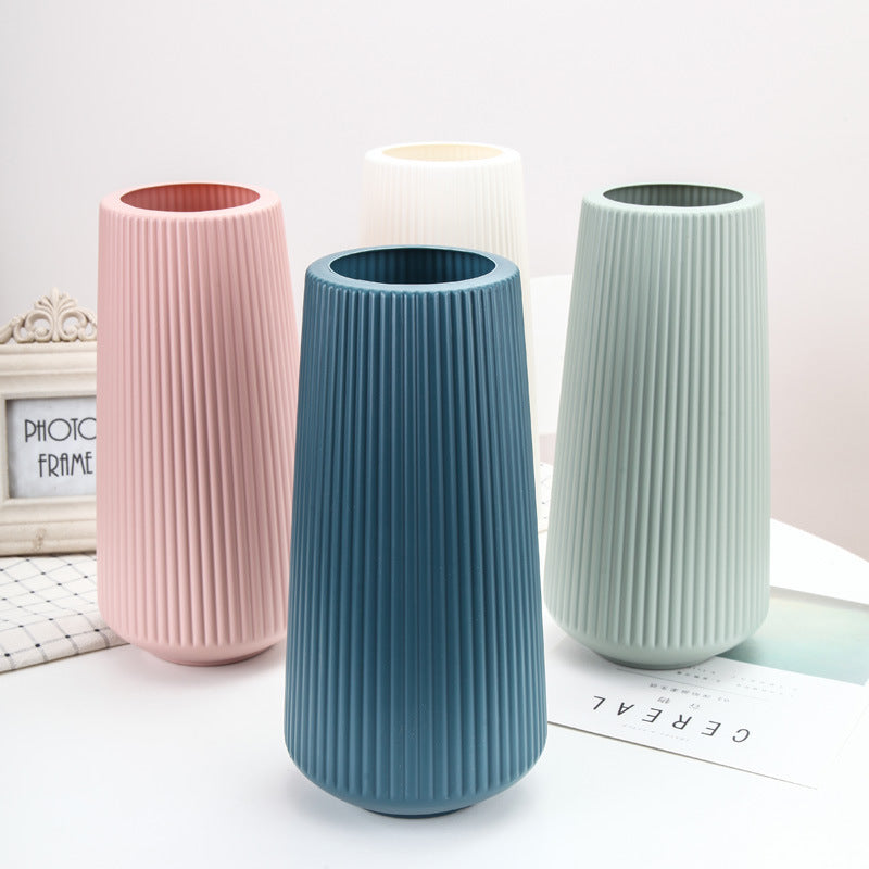 Simple plastic vase