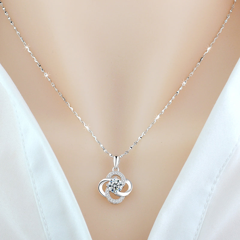 Collar de Plata de Ley 925 Bañado en Oro Rosa de 18k Collar de Trébol para Mujer Cadena de Clavícula para Regalo de Cumpleaños o San Valentín de Novia