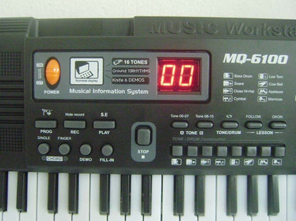 Teclado electrónico de 61 teclas para niños con cable de alimentación USB y micrófono negro