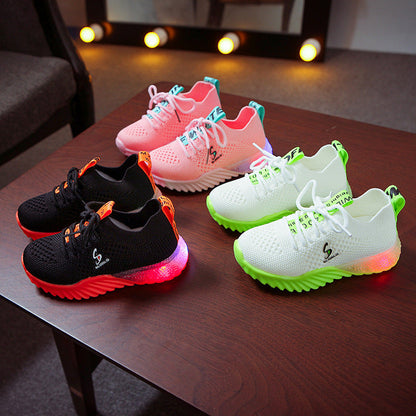 Children's shoes LED lights up