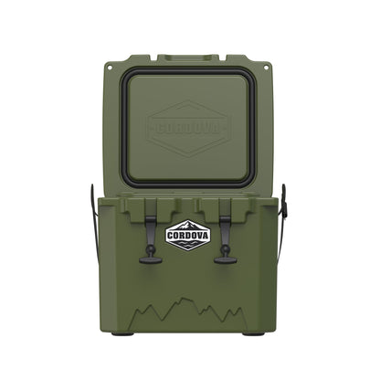25 qt Basecamp Class™ Hard Cooler