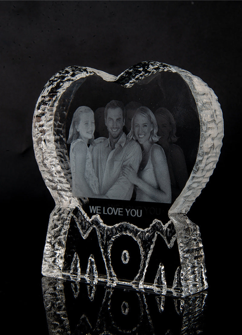 Adornos de cristal tallado en forma de corazón