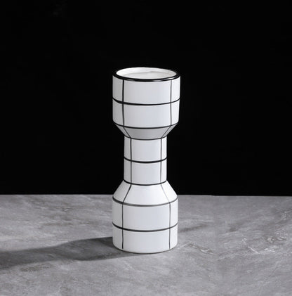 Simple Nordic Minimalism Black And White Striped Ceramic Vase
