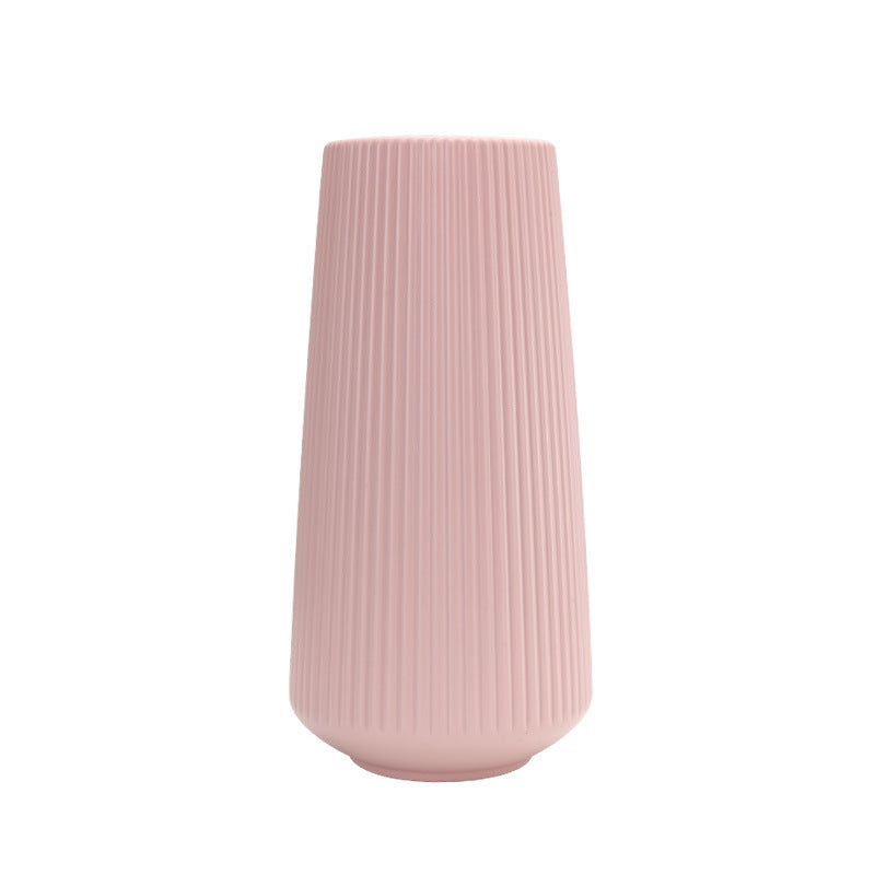 Simple plastic vase