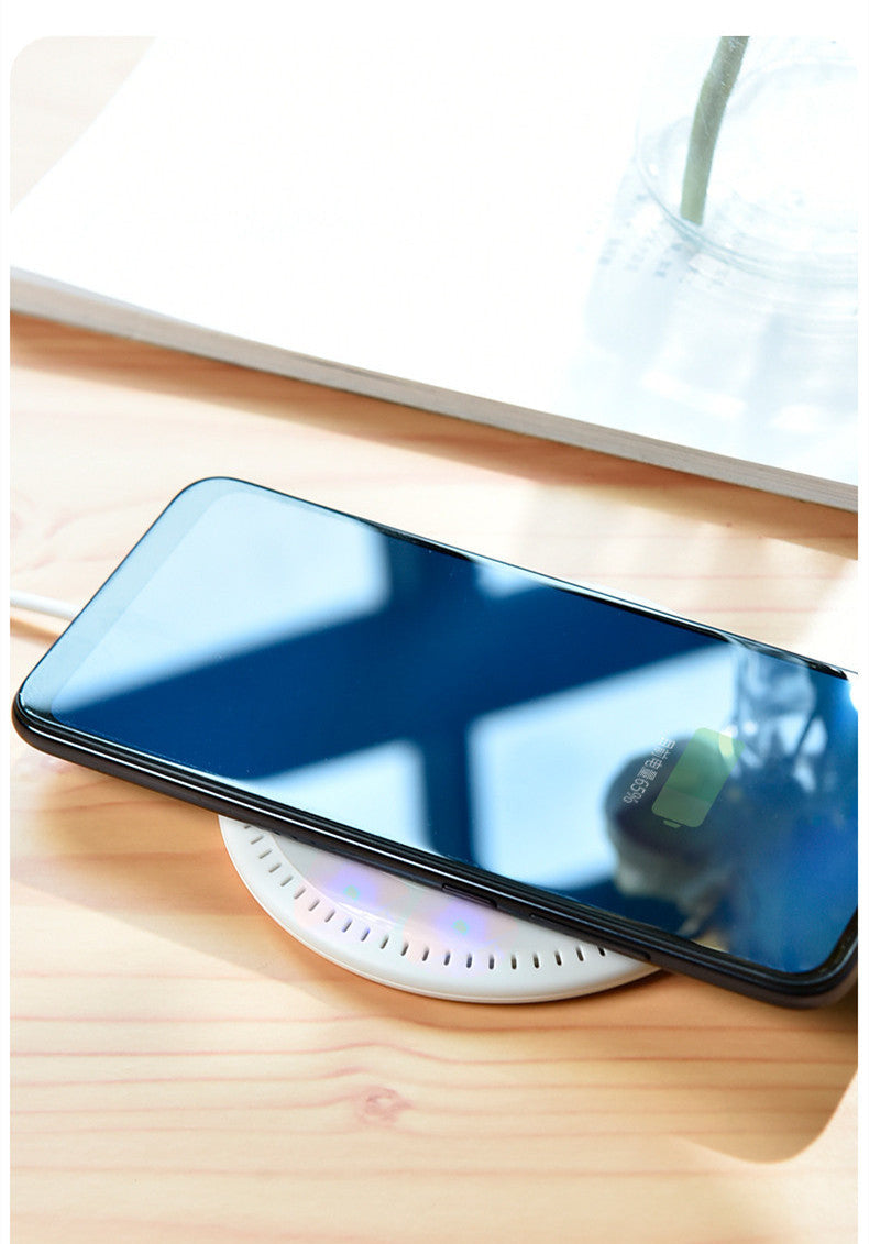 Cargador inalámbrico ultrafino de 10 W con carga rápida
