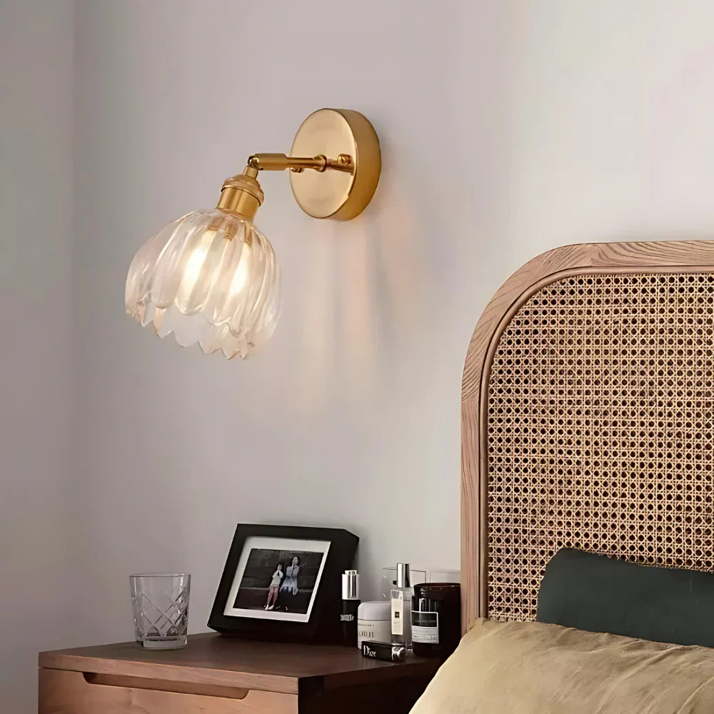 Aplique de Pared Clásico de 1 Luz con Pantalla de Cristal Tulipán de Latón Vintage