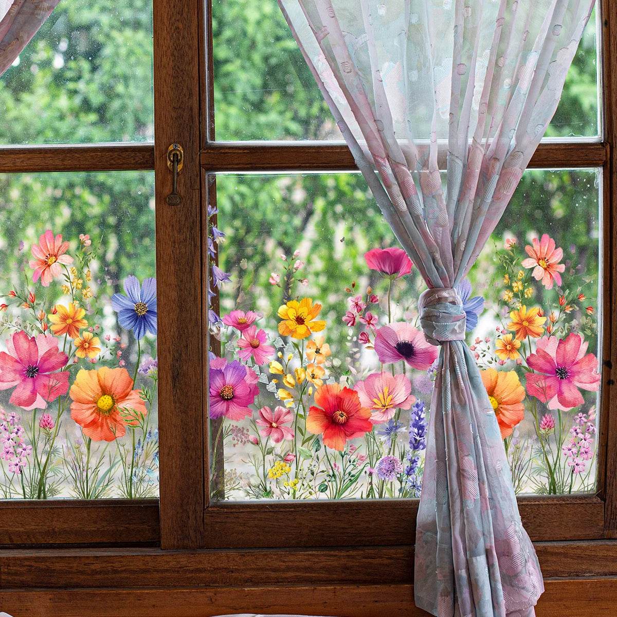 BloomView: Vibrant Privacy, Stunning Decor