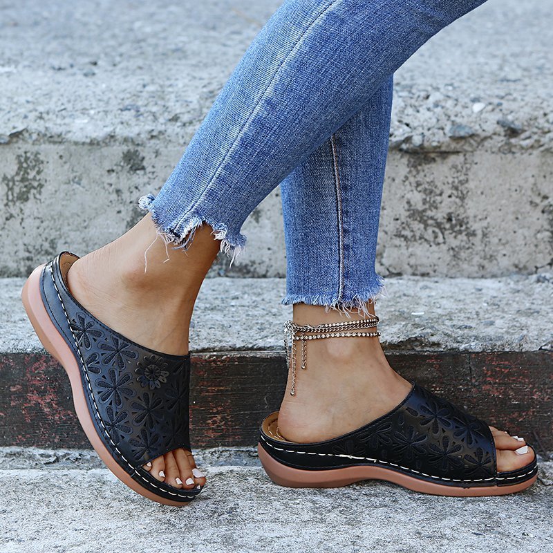 Chaussons Rétro Femme Chaussures Florales Creuses Sandales d'Été d'Extérieur