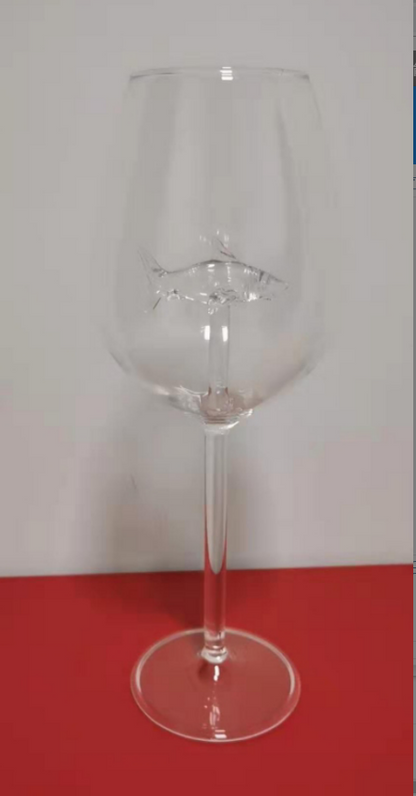 Verres à vin rouge avec requin à l'intérieur Verres à pied en verre transparent sans plomb pour la maison, le bar, les fêtes HFing