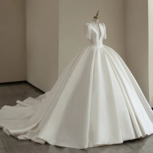 Simple And High-end Mid Sleeved V-neck Wedding Dress