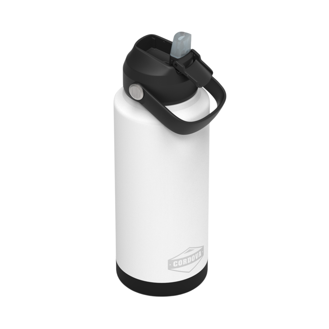 Trailhead Class™ 32 oz Water Bottle