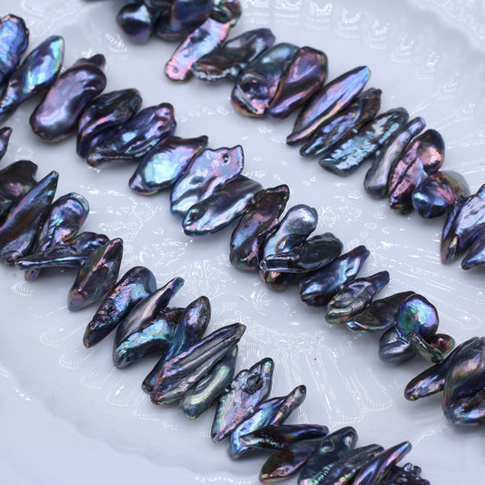 Bijoux teints en perles de culture d'eau douce naturelles, minuscules et impeccables