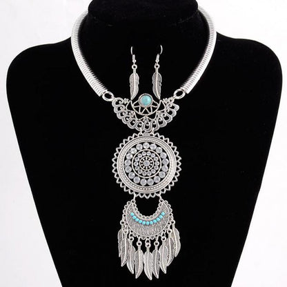 Vintage Crystal Leaf Earring Set