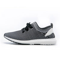 New Man's Running Shoes