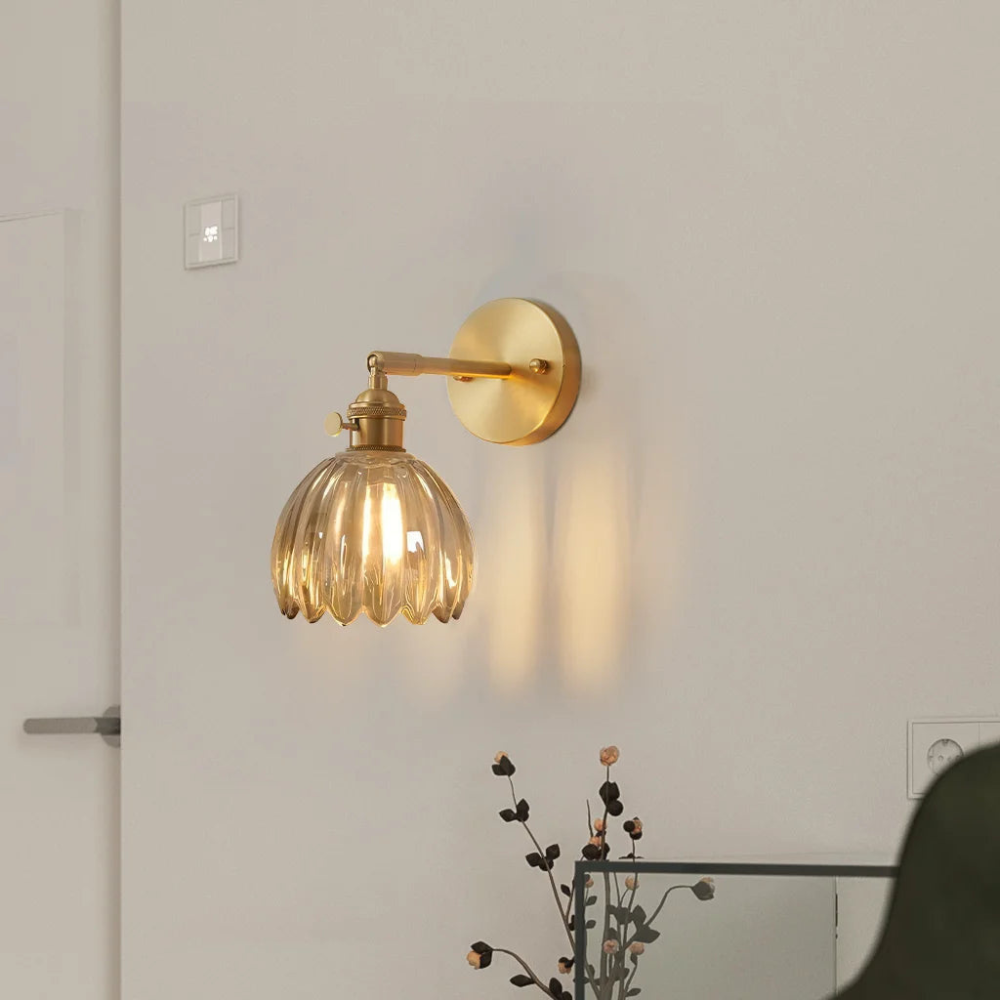 Aplique de Pared Clásico de 1 Luz con Pantalla de Cristal Tulipán de Latón Vintage