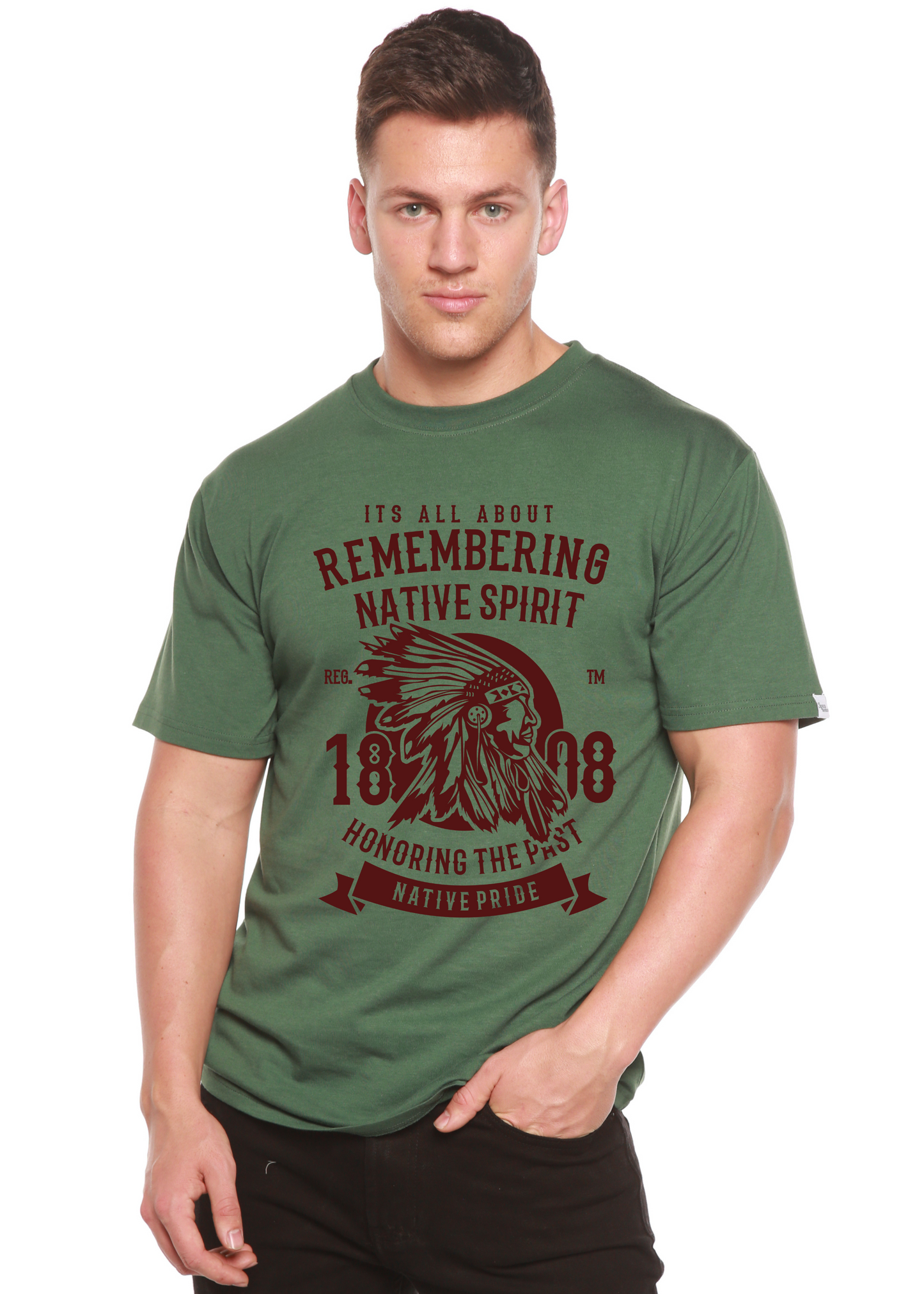 Nous nous souvenons du T-shirt graphique à manches courtes en viscose de bambou et coton biologique pour homme Spun Bamboo®