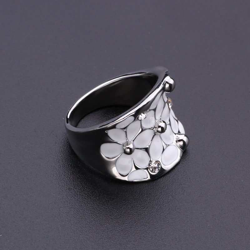 Hand Jewelry Personality Flower