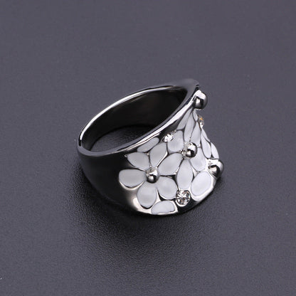 Hand Jewelry Personality Flower