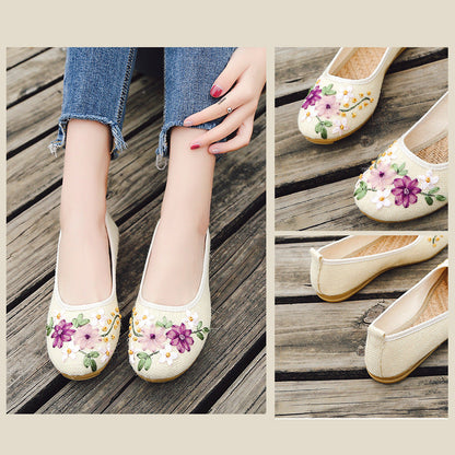 Ethnic Style Embroidered Shoes